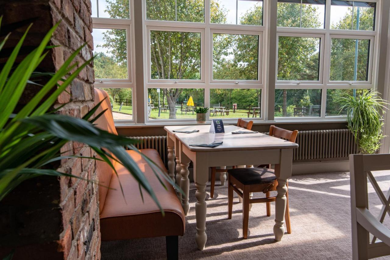Dragonfly Hotel Bury St Edmunds Bury St. Edmunds ภายนอก รูปภาพ