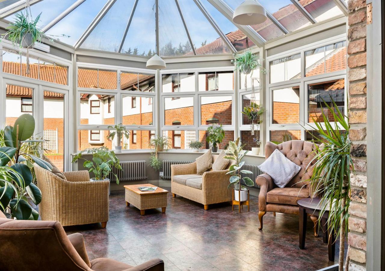 Dragonfly Hotel Bury St Edmunds Bury St. Edmunds ภายนอก รูปภาพ
