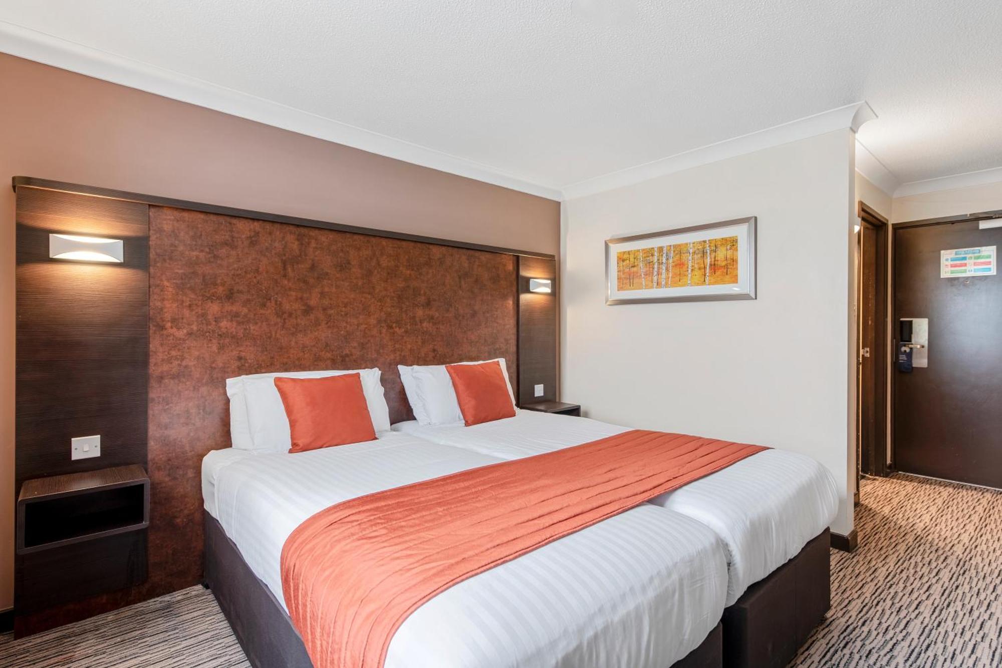 Dragonfly Hotel Bury St Edmunds Bury St. Edmunds ภายนอก รูปภาพ